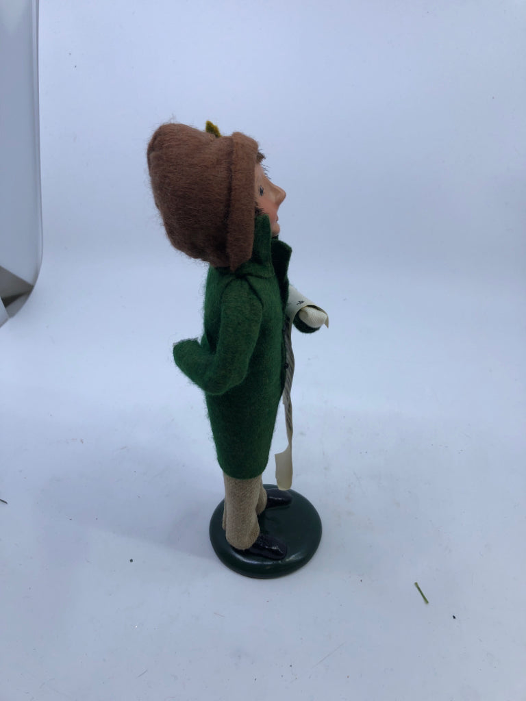 BYERS' CHOICE BOY IN GREEN COAT-1990.