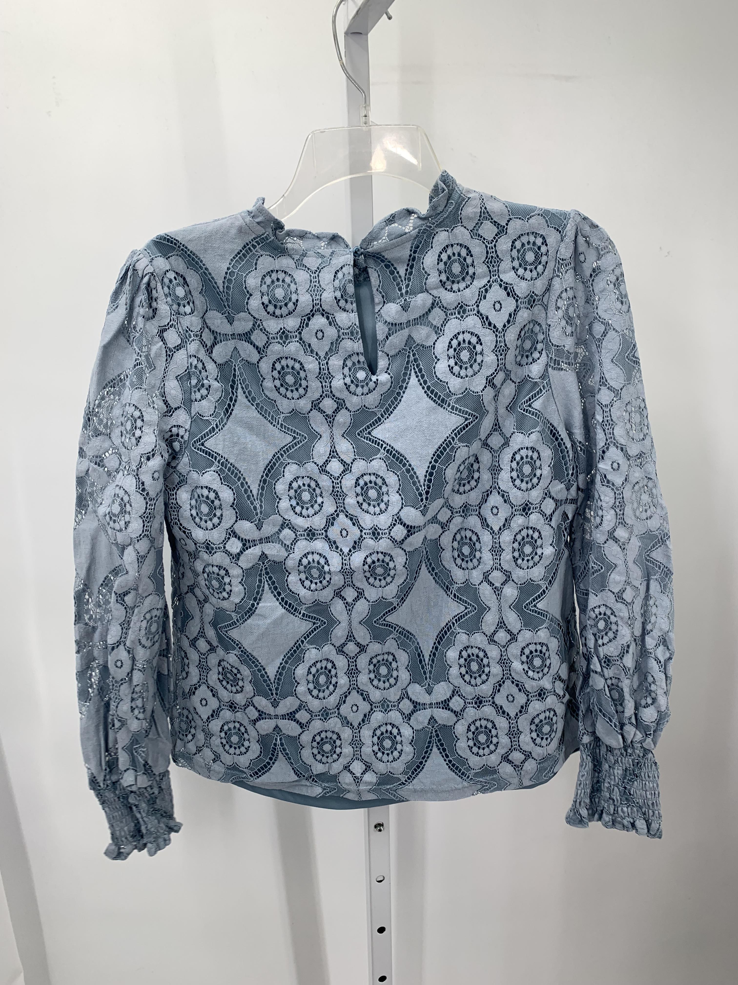 Ultra Pink Size Medium Misses Long Sleeve Shirt