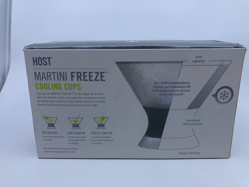 2 NIB MARTINI FREEZE PLASTIC GLASSES