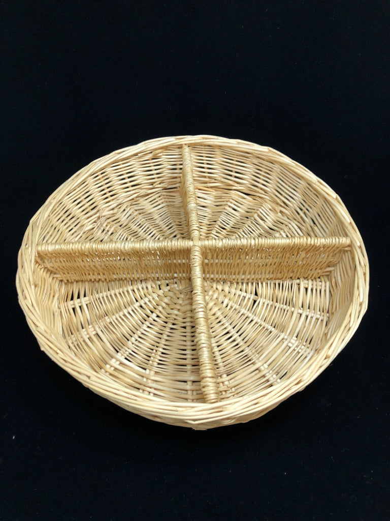 DIVIDED WOVEN WICKER TRAY.