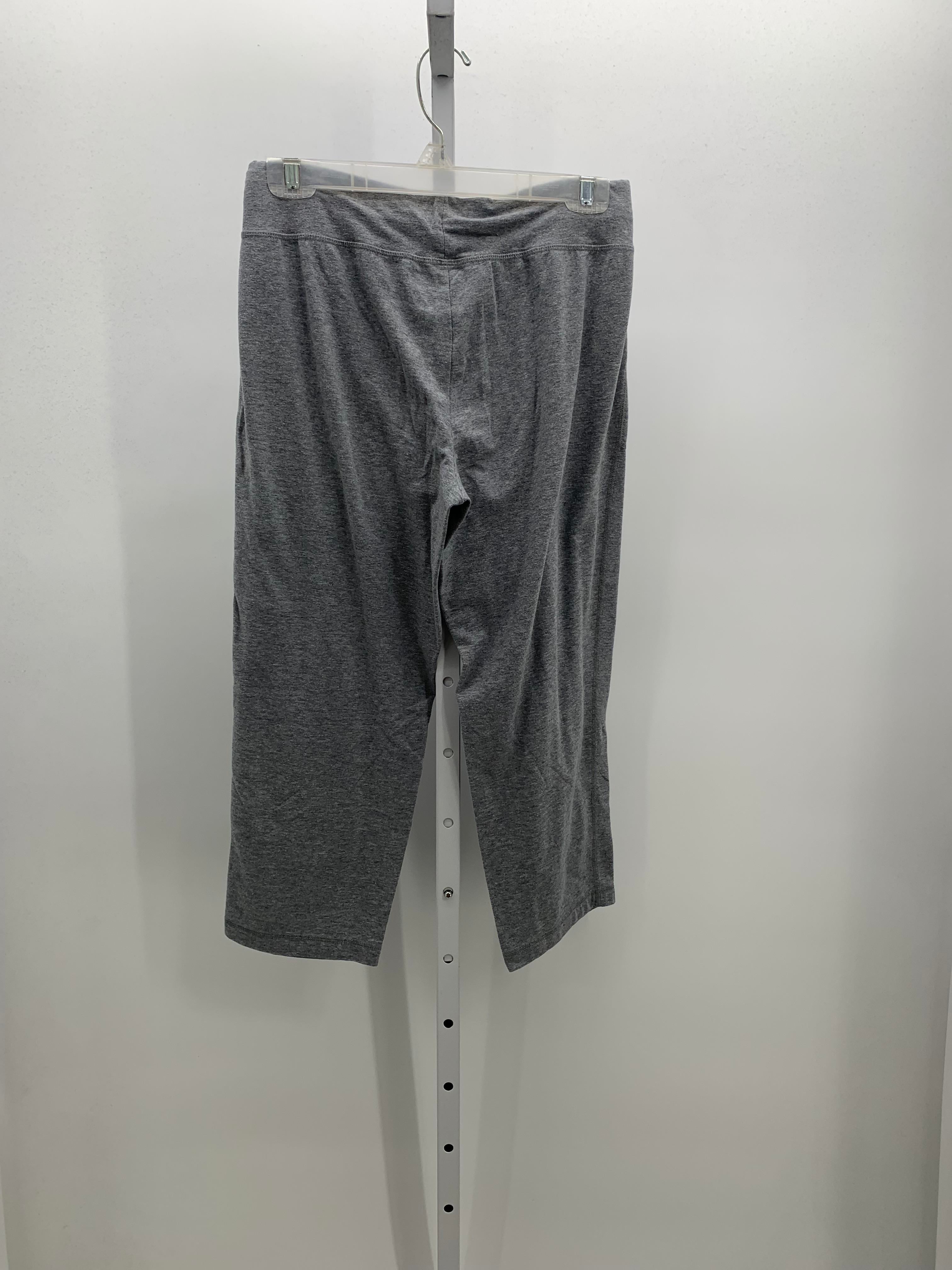 Athletic Works Size Small Misses Capri Pants