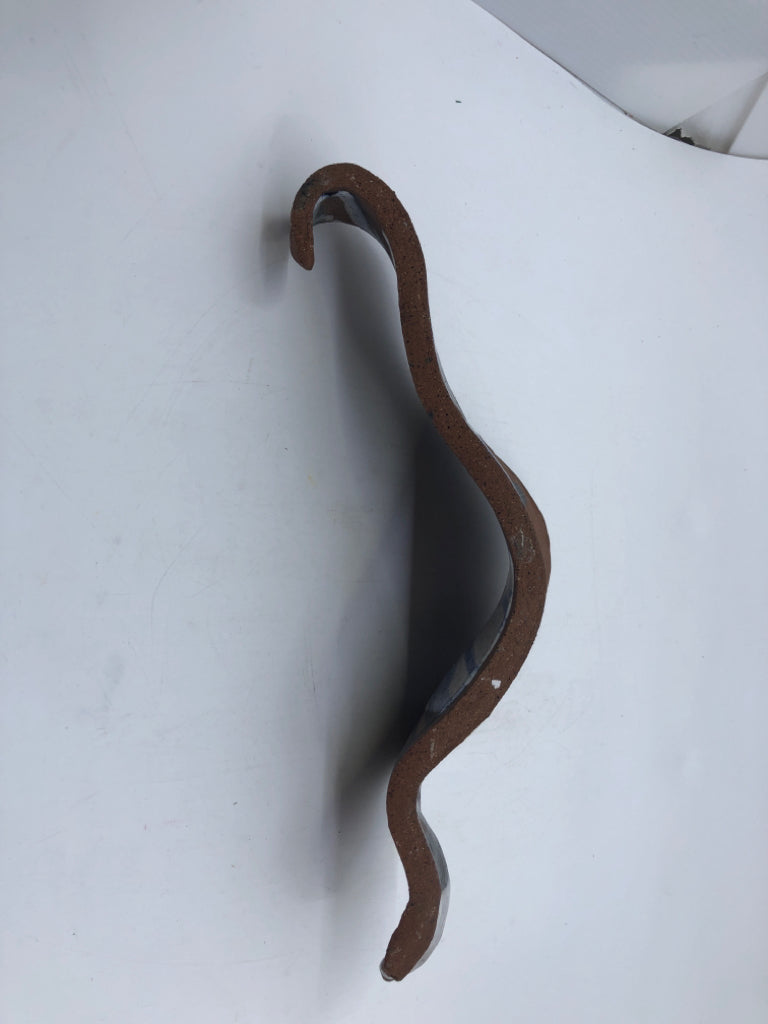 POTTERY FREE FORM INCENSE HOLDER WHITE,BLUE,BLACK DRIP GLAZE.
