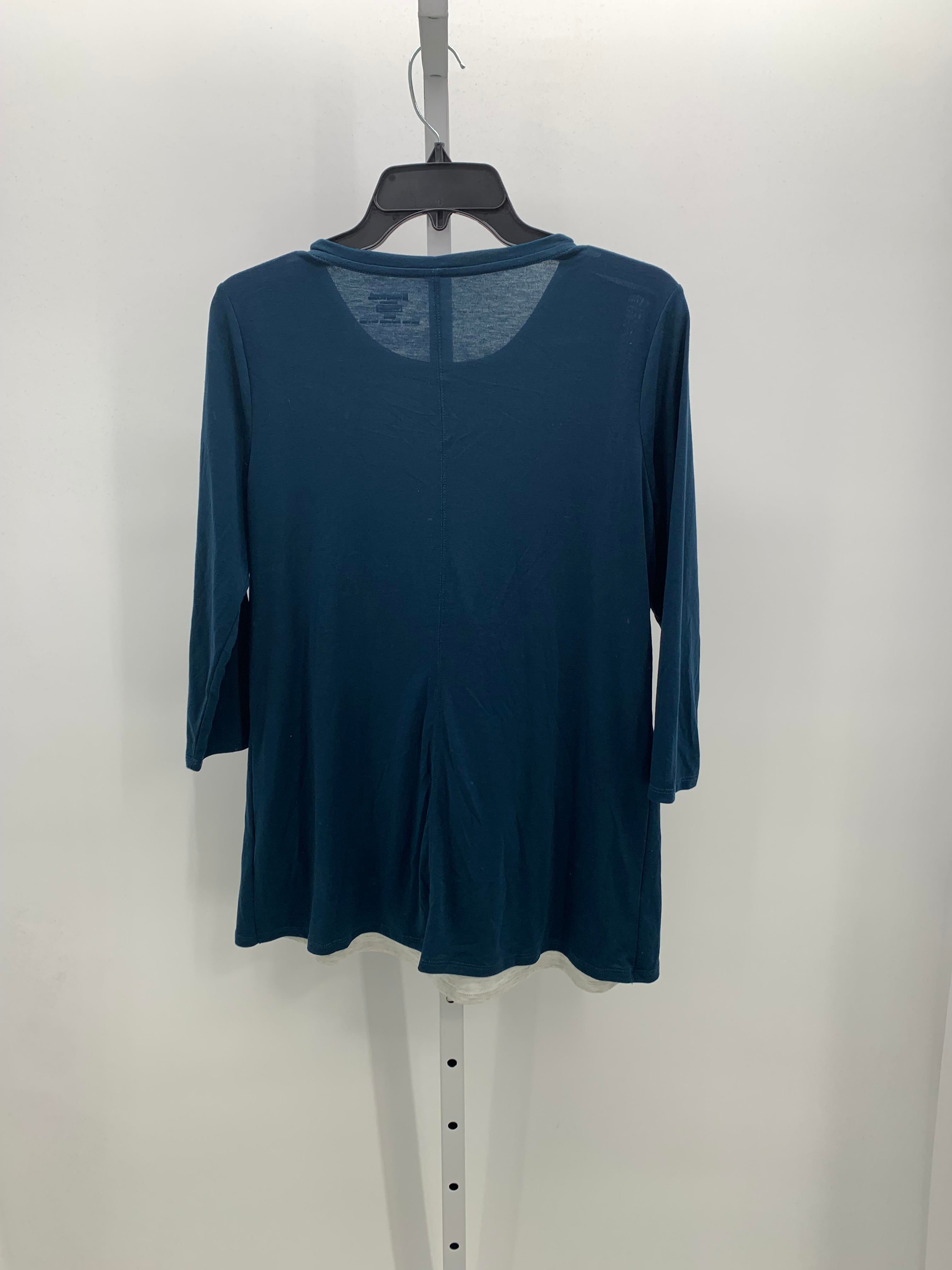 Motherhood Blue Size Medium Maternity 3/4 Sleeve Shirt