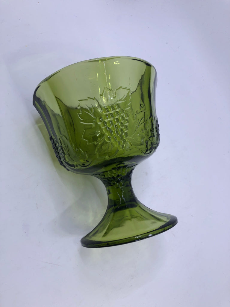 VTG EMBOSSED GRAPES GREEN FOOTED CANDY DISH/ PLANTER.