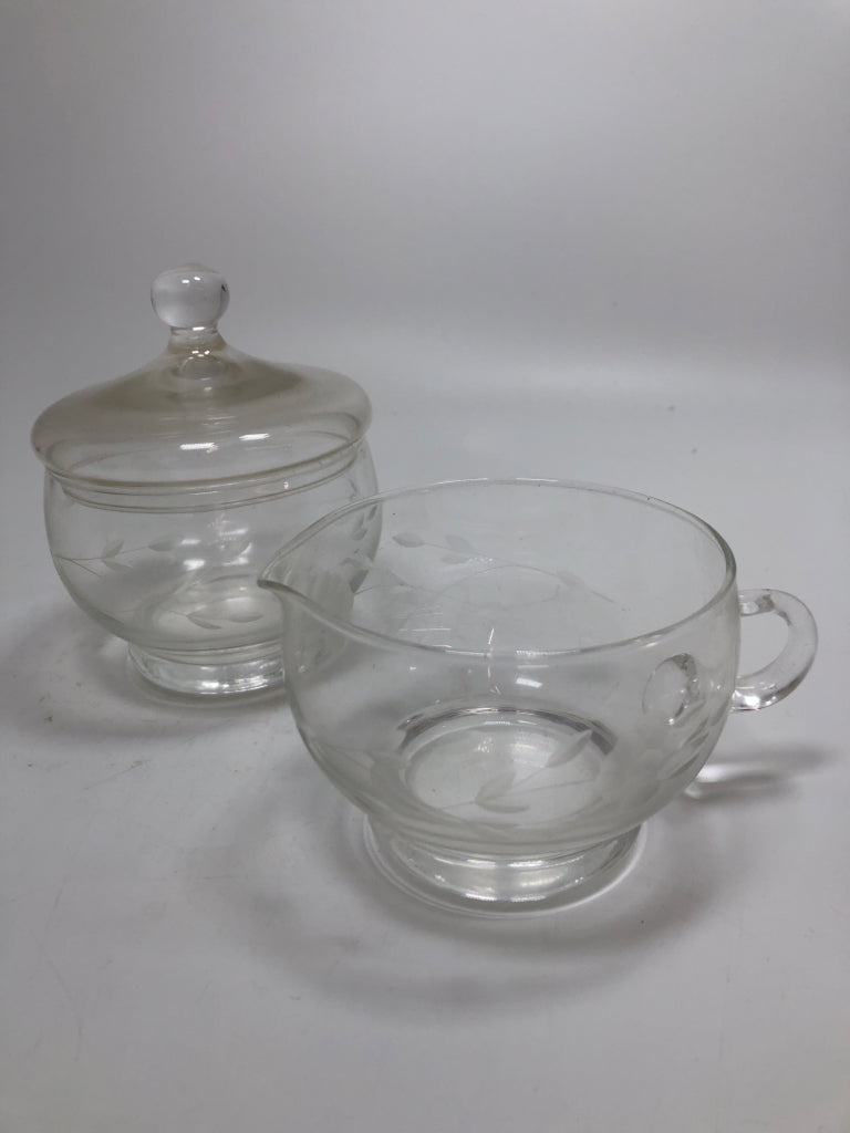 VTG CREAMER + COVERED SUGAR BOWL.