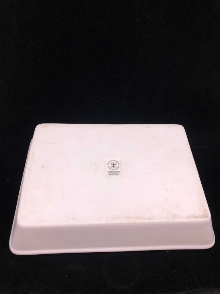 WHITE BAKING DISH.