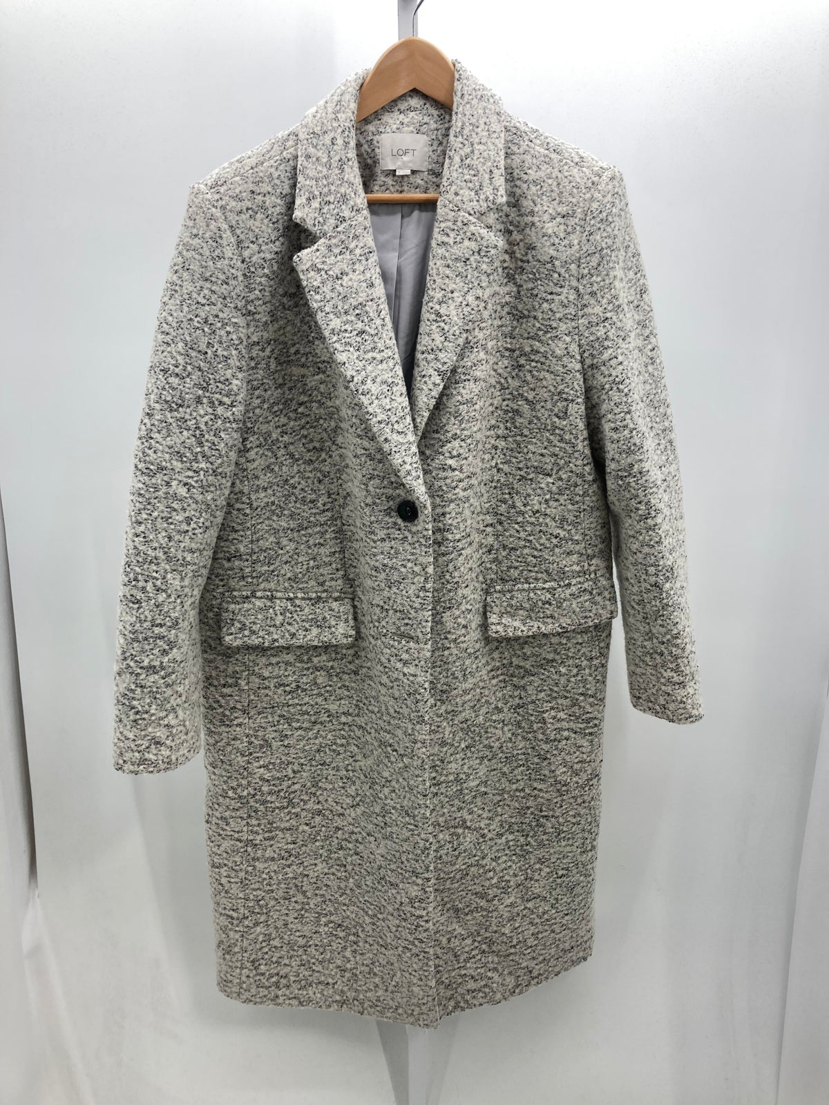 Loft Size Extra Large Misses Winter Coat