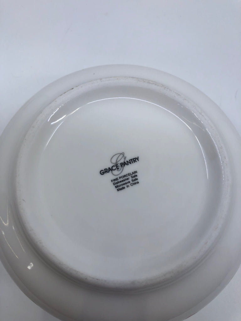 WHITE SOUP BOWL W STRAWBERRIES AND LID.