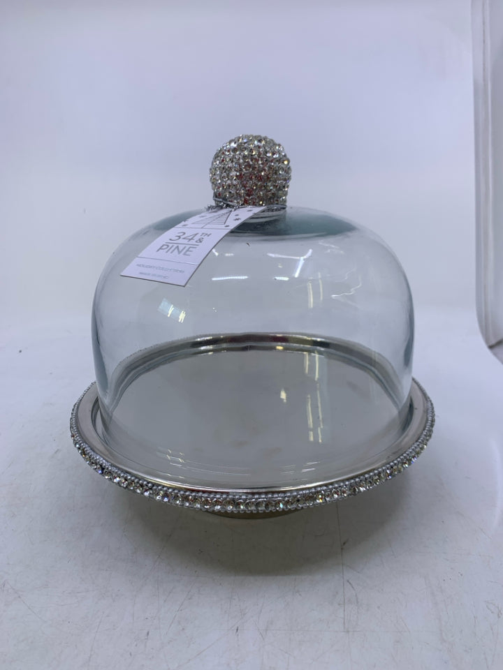 METAL BASE W/ GLASS DOME JEWELED.