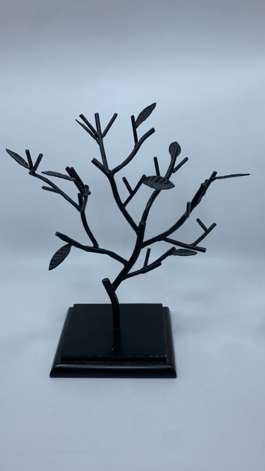METAL TREE JEWELRY STAND.
