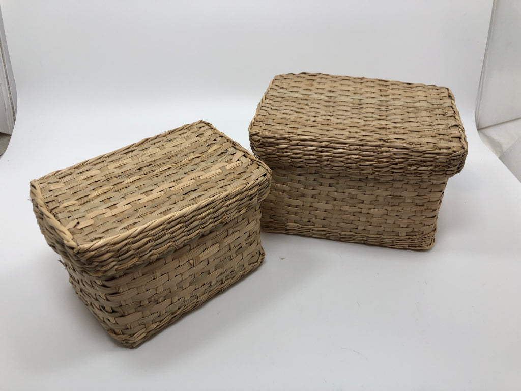 2PC LIGHT WICKER NESTING BOXES.