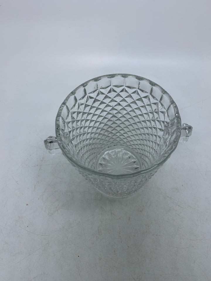 HEAVY TEXTURED GLASS ICE BUCKET W/ DOME COVER METAL HANDLE.