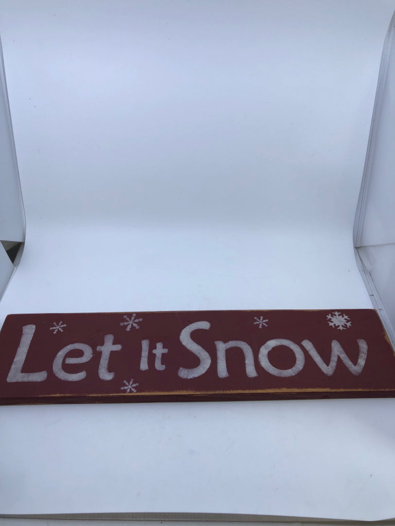 LET IT SNOW RED WOOD WALL ART.