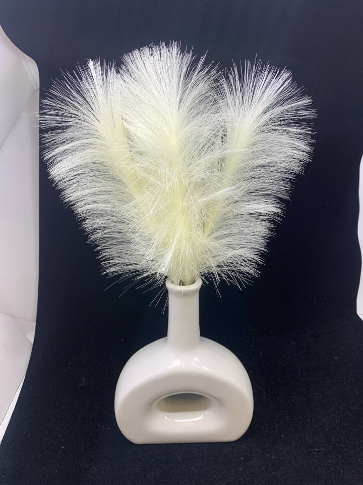 FAUX PAMPAS PLANT IN WHITE OVAL VASE.