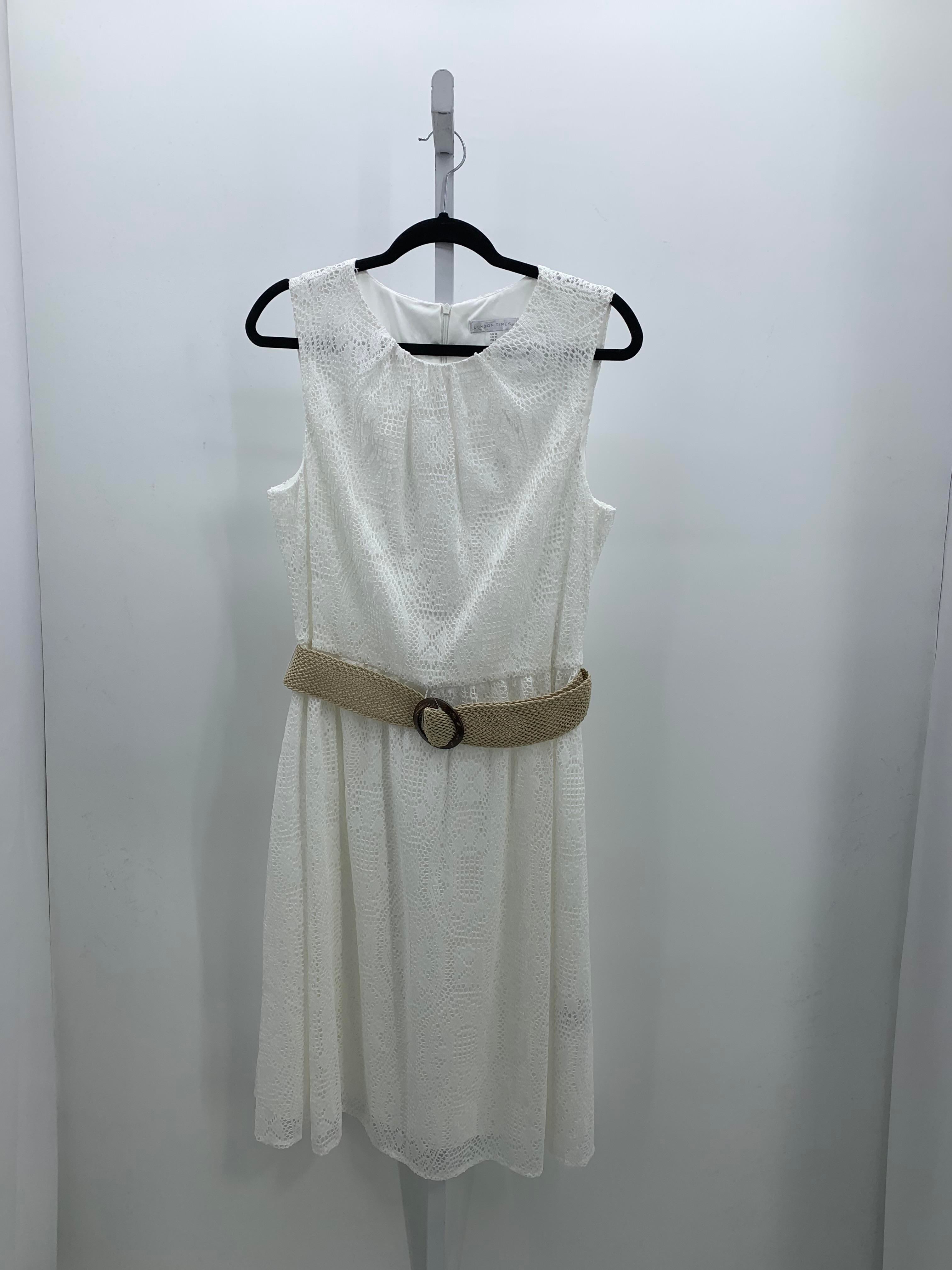 London Times Size 16 Misses Sleeveless Dress