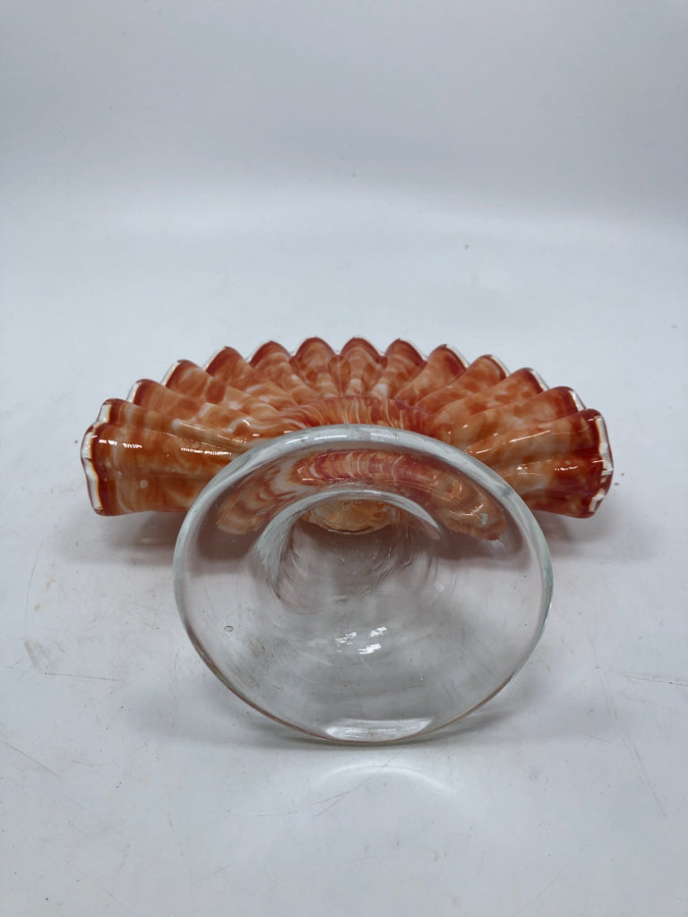 VTG ORANGE BLOWN GLASS FANNED PEDESTAL NAPKIN HOLDER.