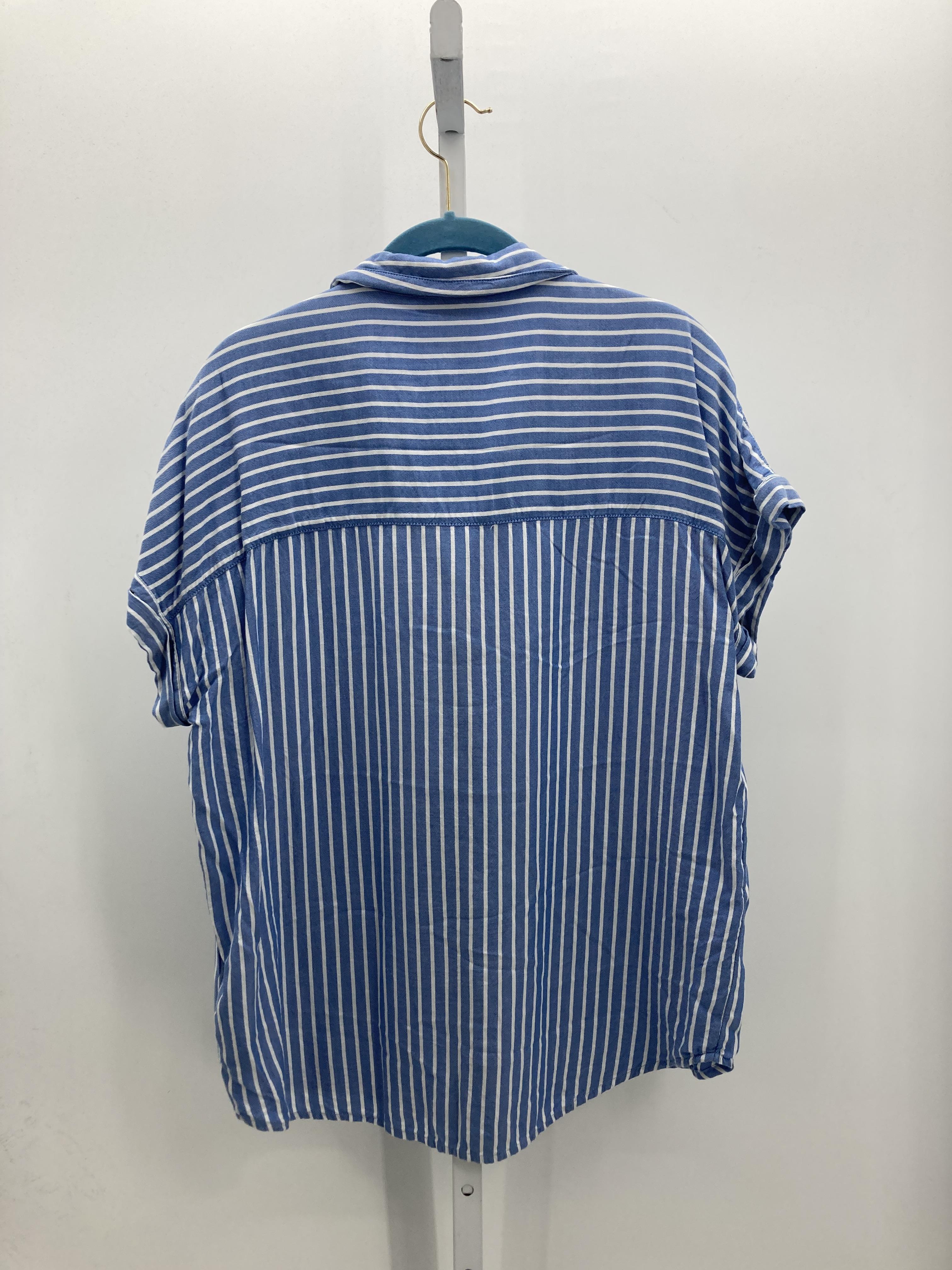 Size Large Misses Short Sleeve Shirt