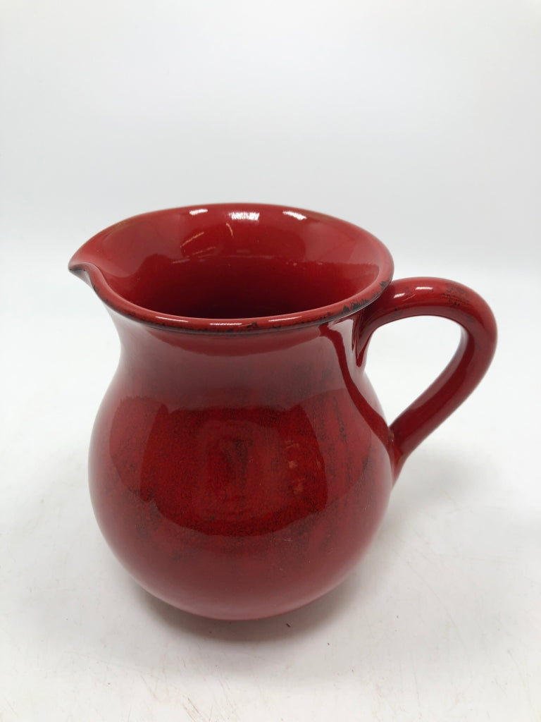 SM RED PITCHER MADE IN ITALY.