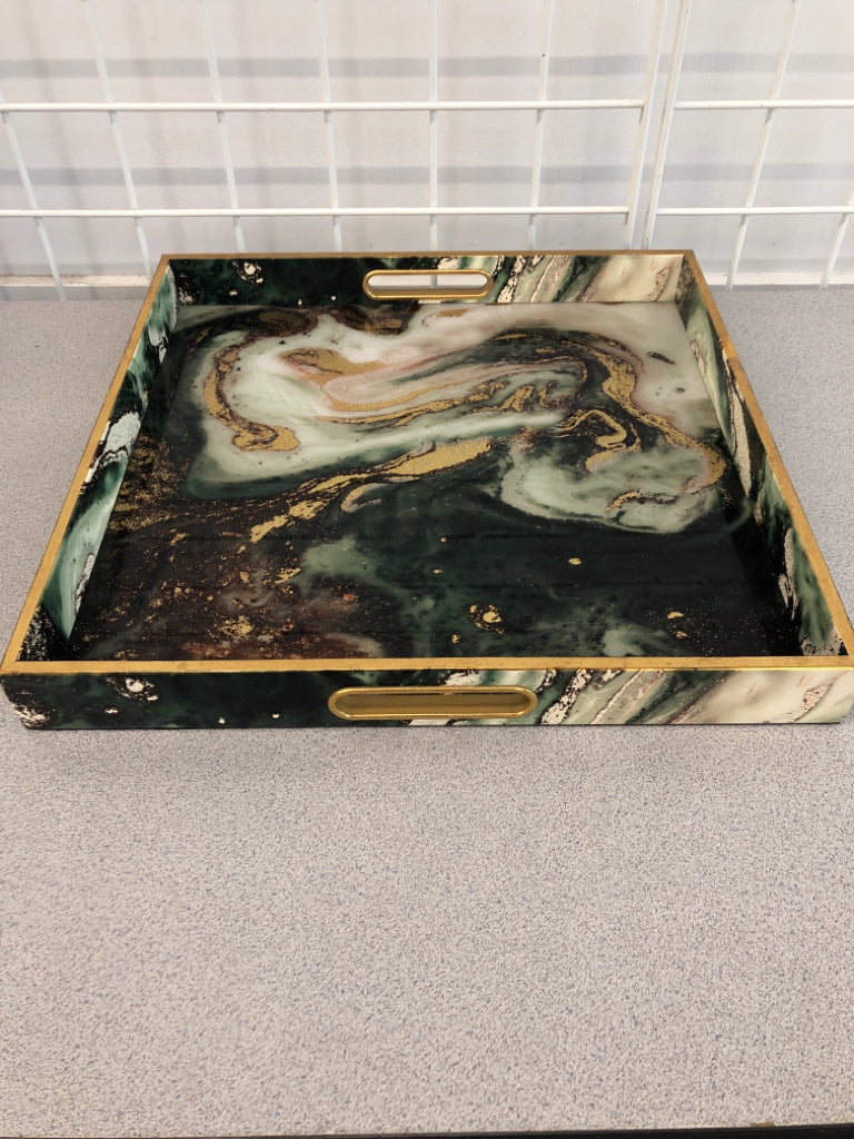 GREEN/GOLD SWIRL TRAY.