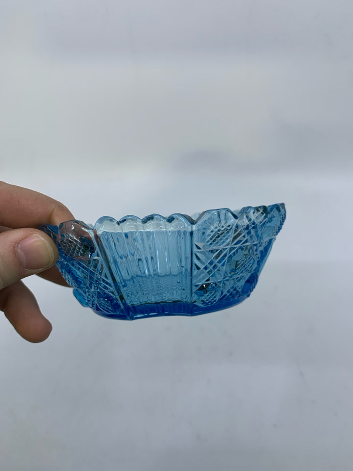 ICE BLUE CUTE GLASS SMALL CANDY BOWL.