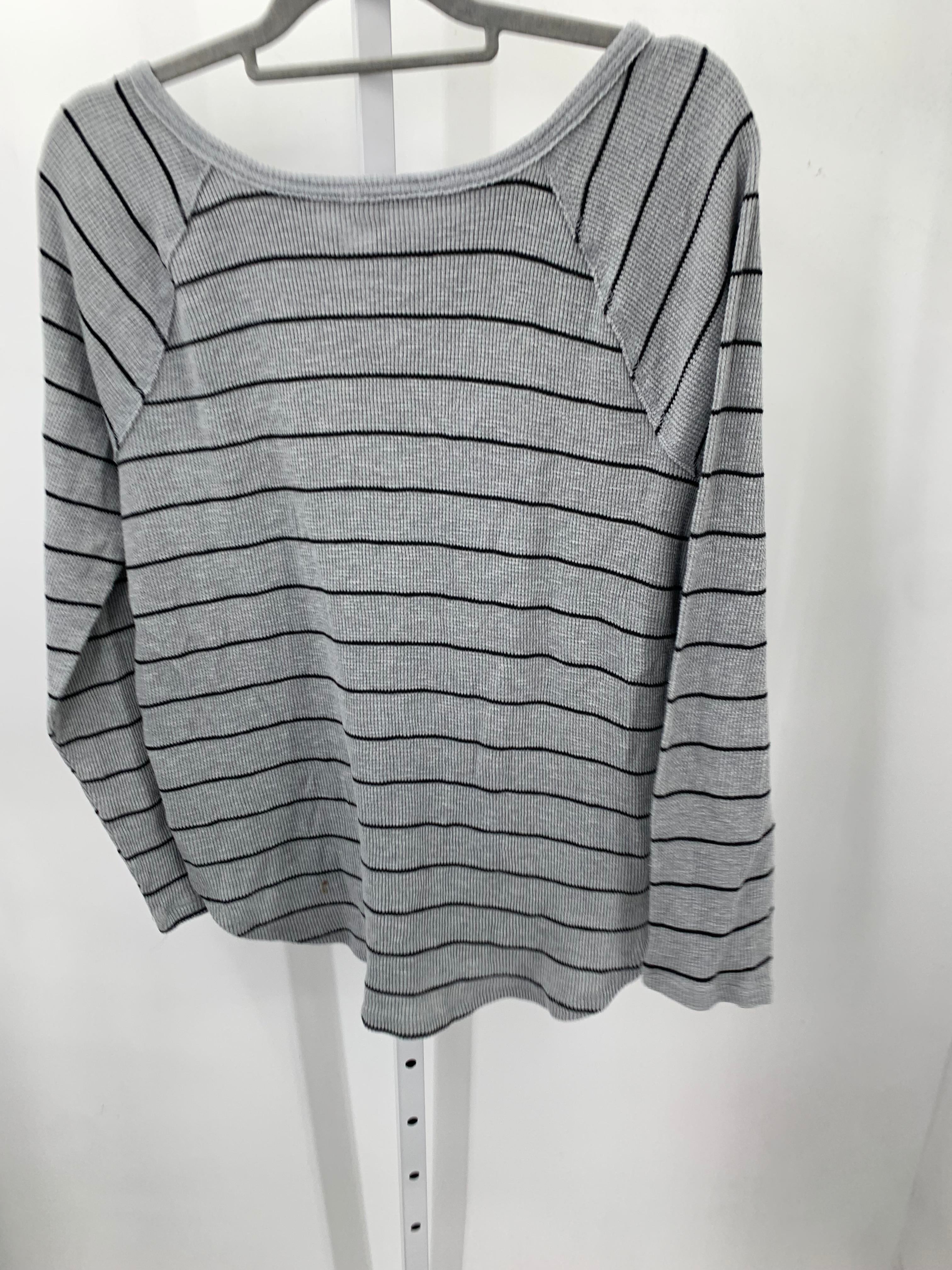 SO Size Extra Large Juniors Long Sleeve Shirt