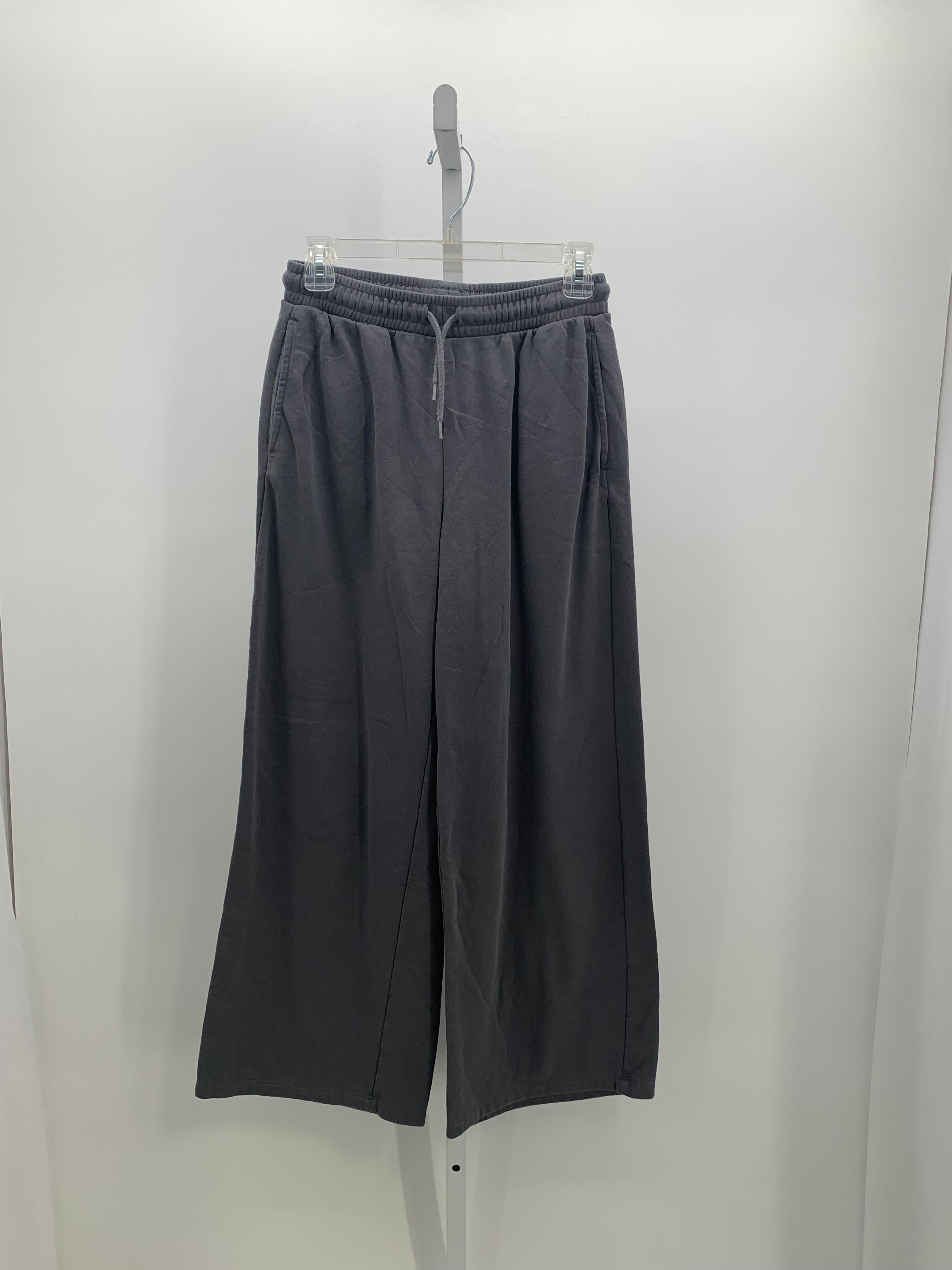 Divided Size Small Juniors Sweatpants
