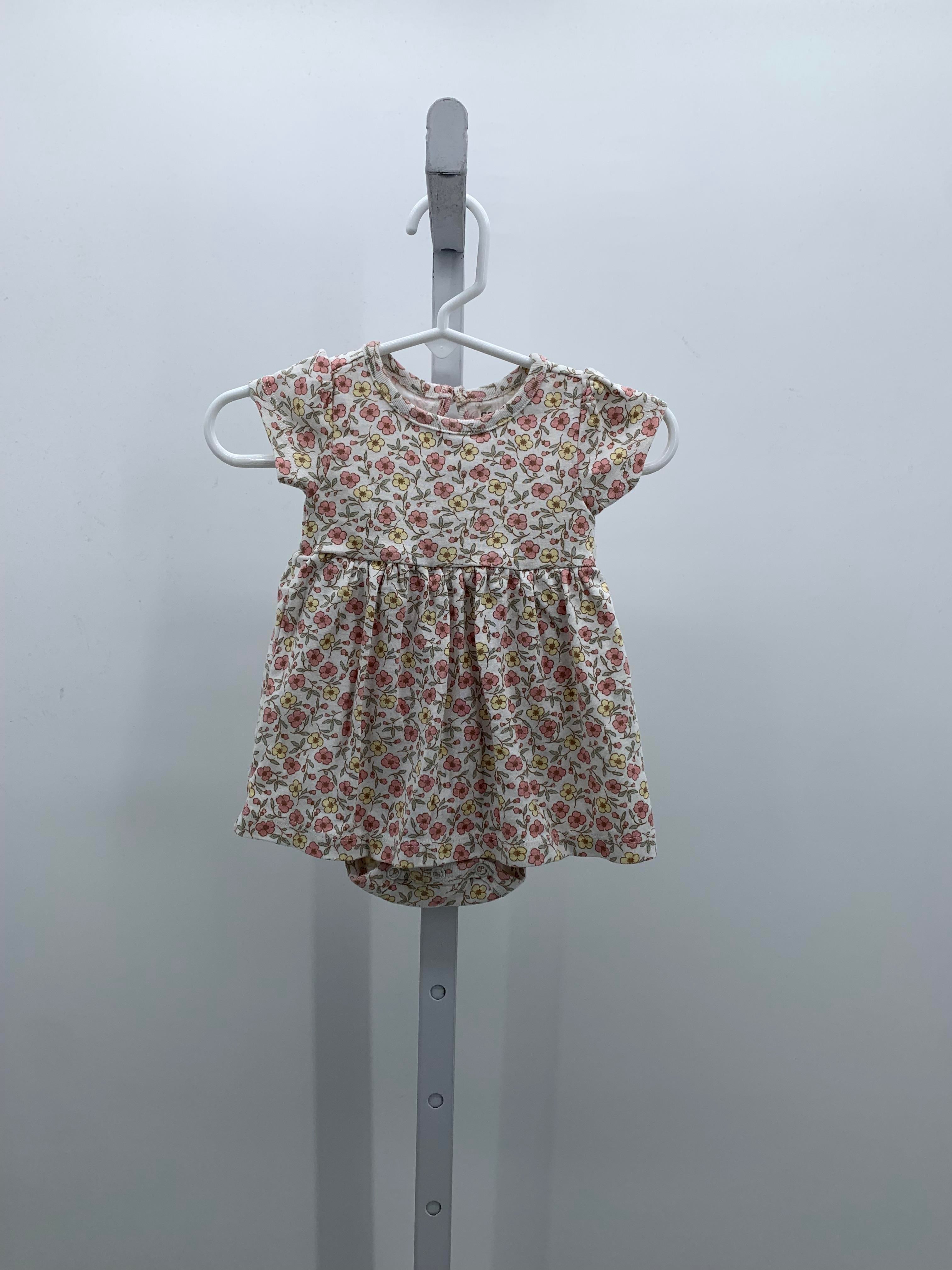 Carters Size 0-3 months Girls Short Sleeve Dress
