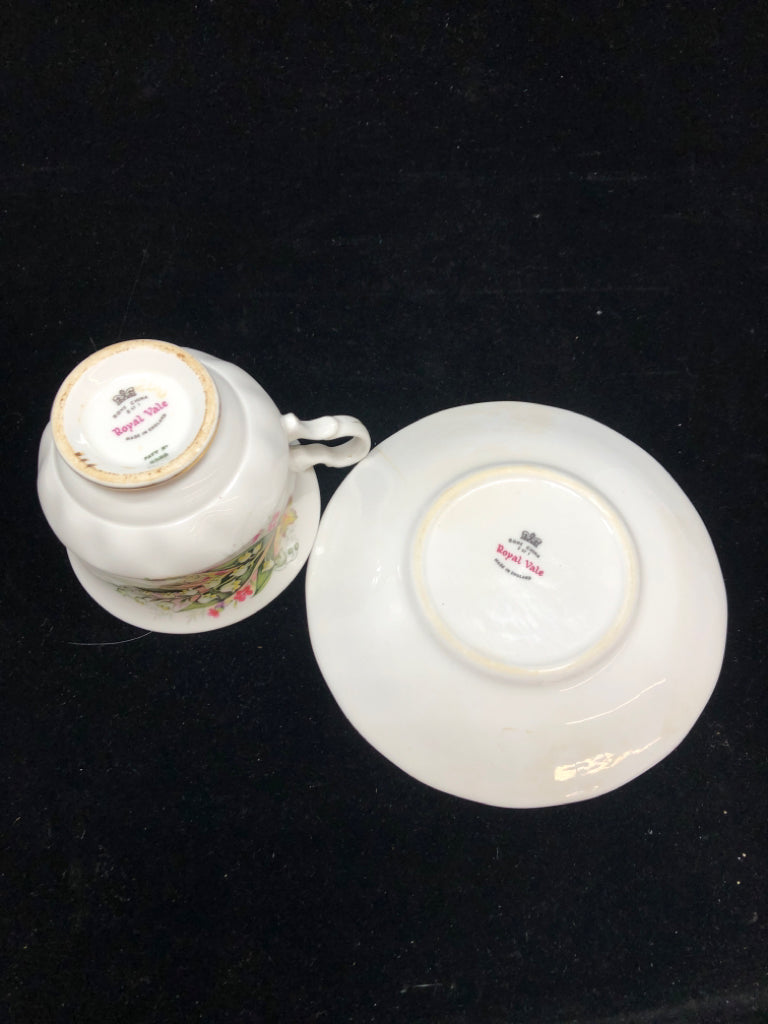 WHITE/PINK BOUQUET TEACUP & SAUCER - ROYAL VALE.