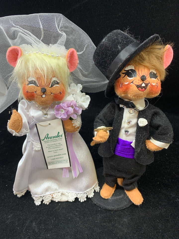 ANNALEE BRIDE & GROOM.