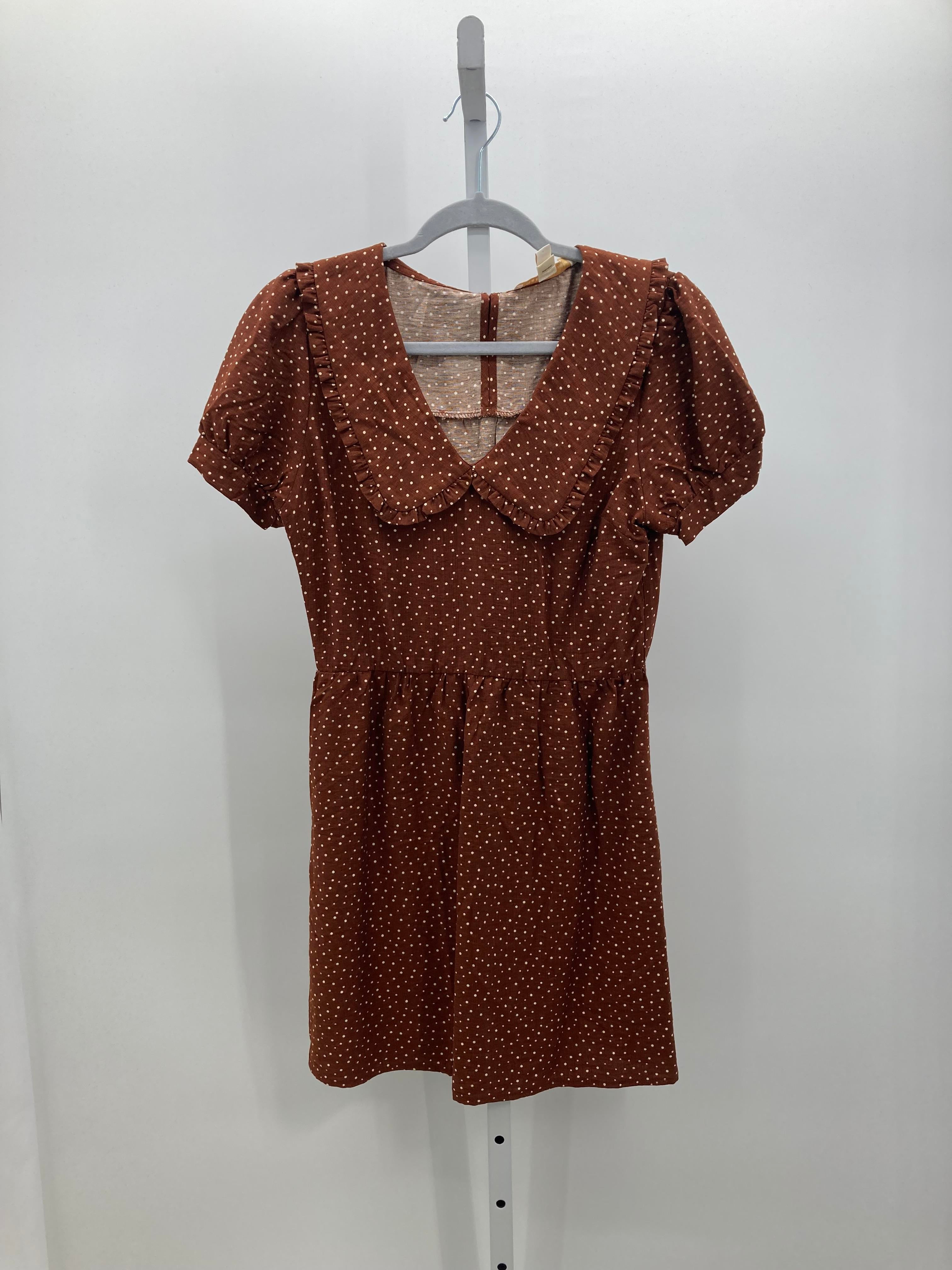 monteau Size Medium Juniors Short Sleeve Dress