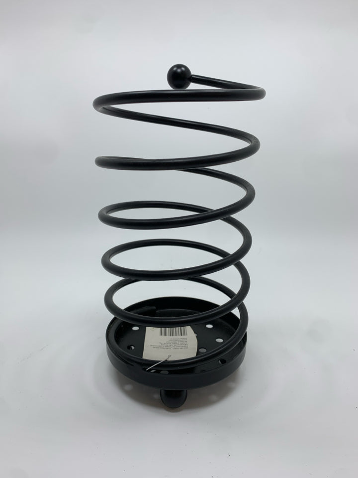 BLACK METAL SPIRAL UTENSIL HOLDER.