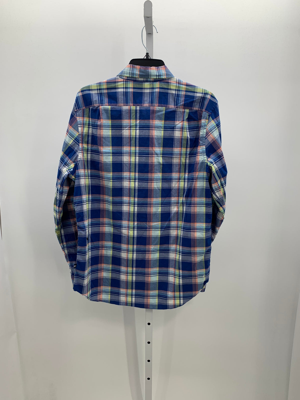 PLAID BTN DOWN