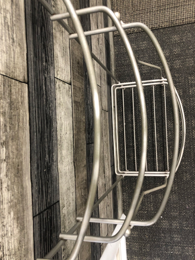 HEAVY METAL TOWEL HOLDER/VALET.