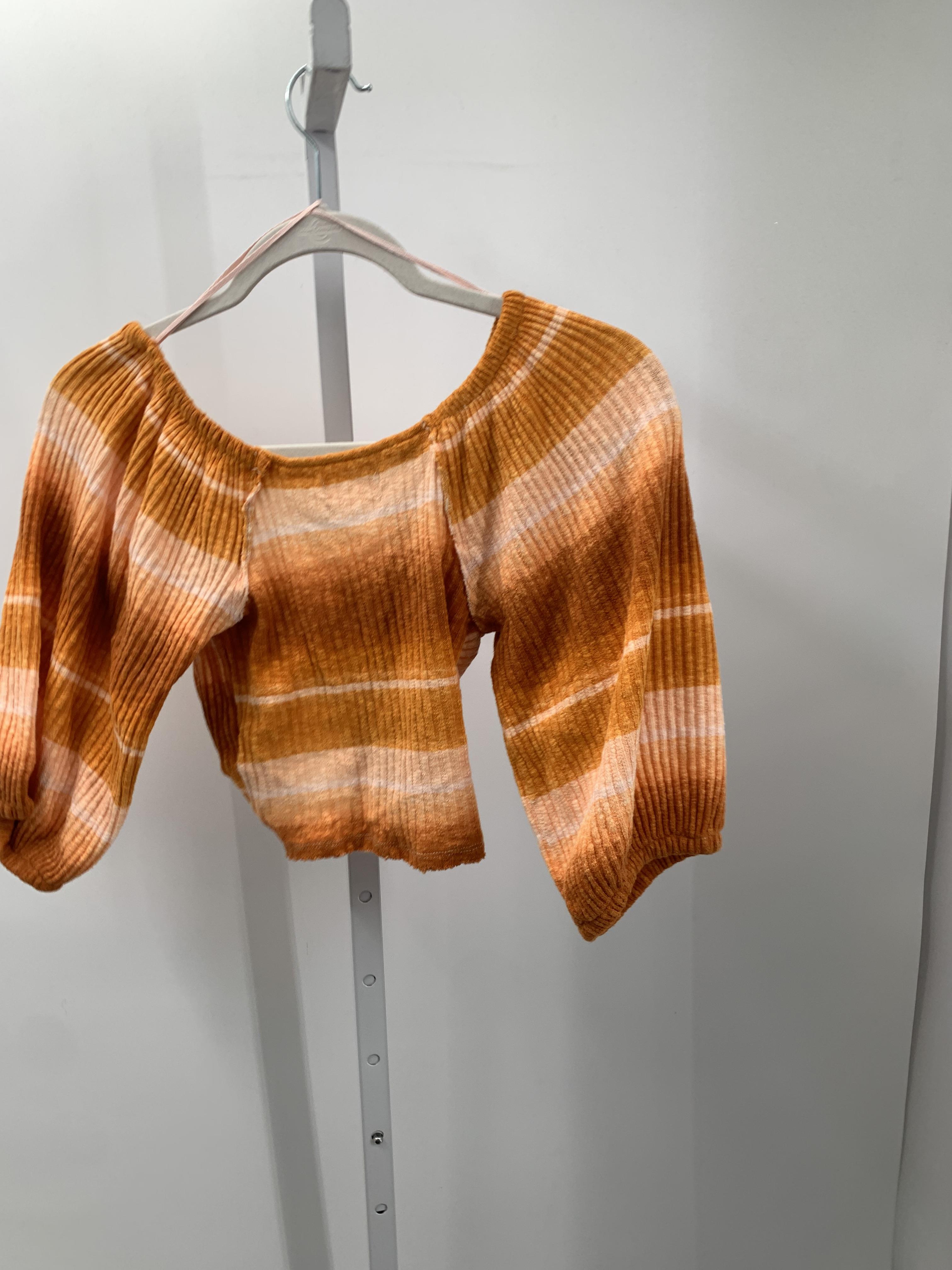 Urban Outfitters Size Medium Juniors 3/4 Sleeve Shirt