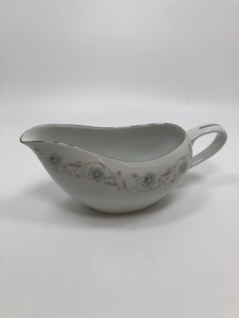 GRAVY BOAT - ENGLISH GARDEN.