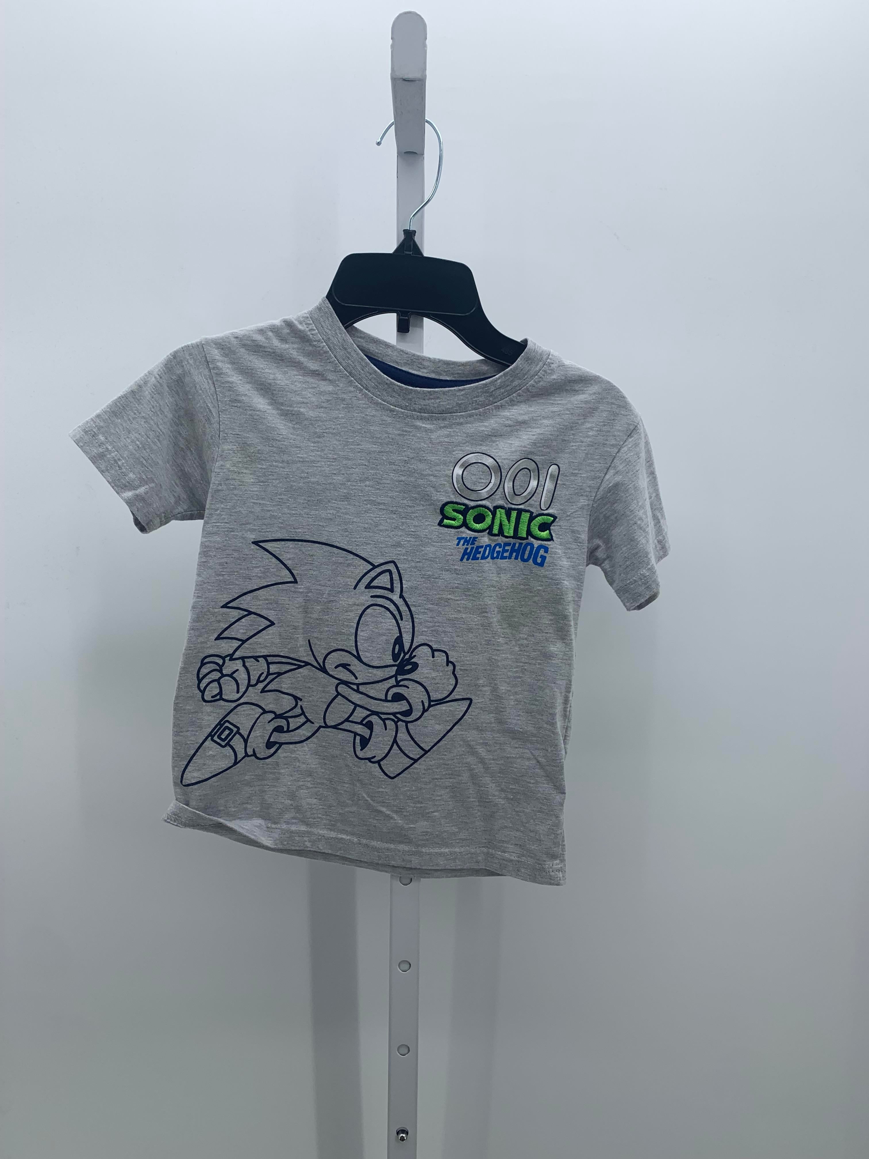 GRAPHIC KNIT TEE.