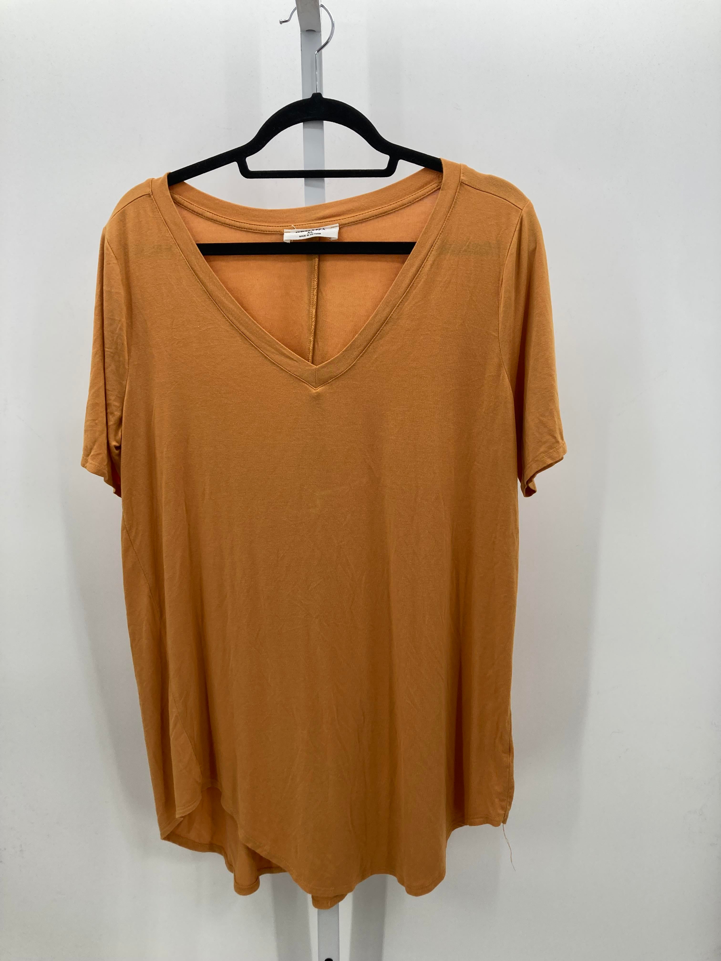 Zenana Size Extra Large Misses Short Sleeve Shirt