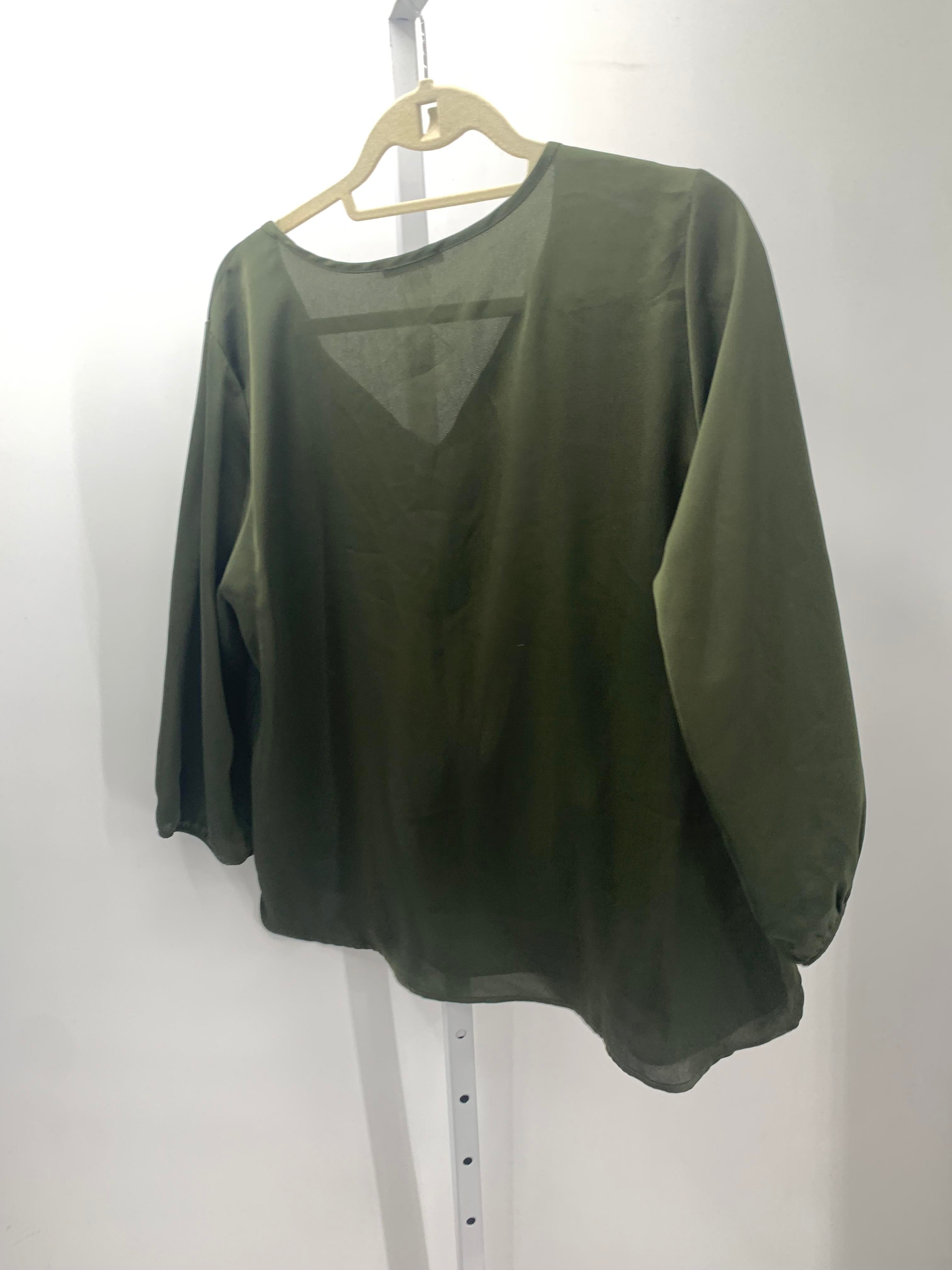 Size Large Misses 3/4 Sleeve Shirt