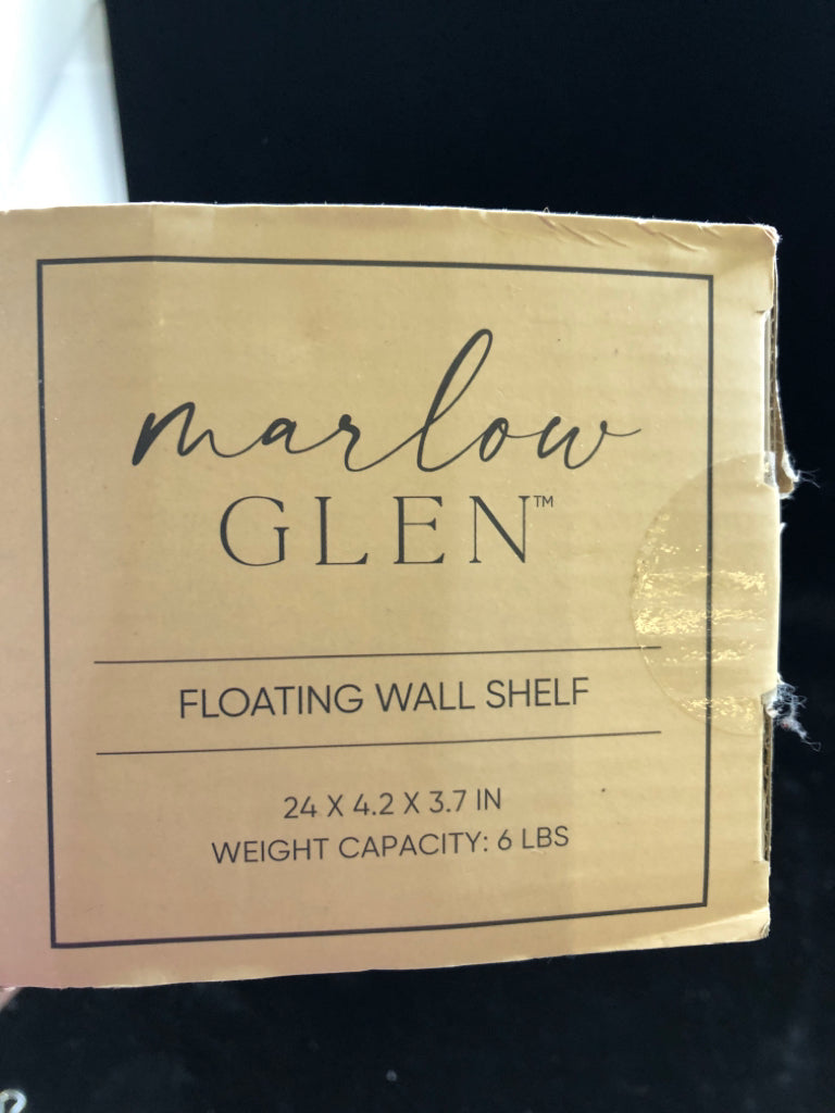 NIP WHITE FLOATING WALL SHELF.