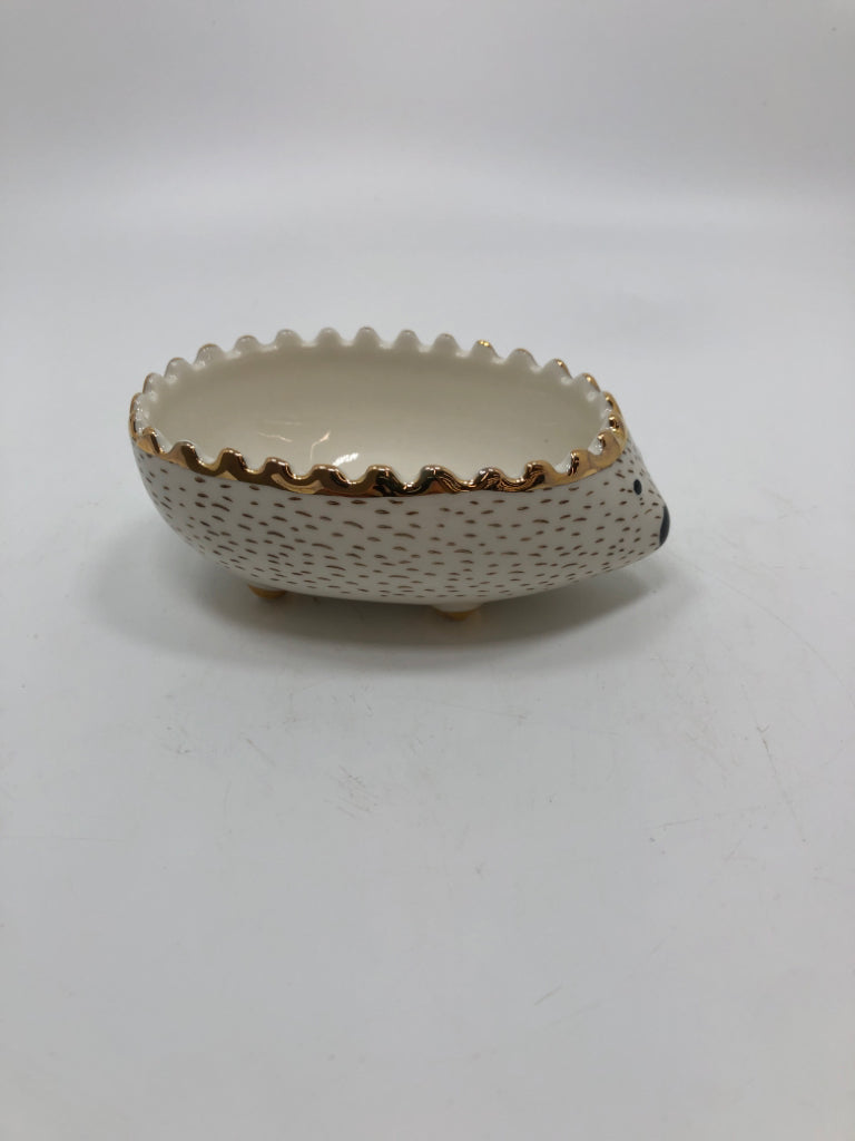 PORCELAIN HEDGEHOG DISH W/GOLD RIM.