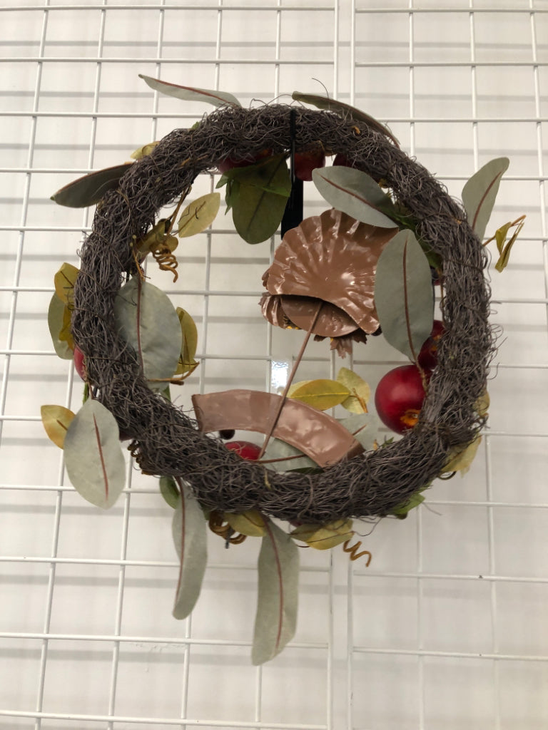 FAUX APPLES AND METAL TURKEY WREATH.