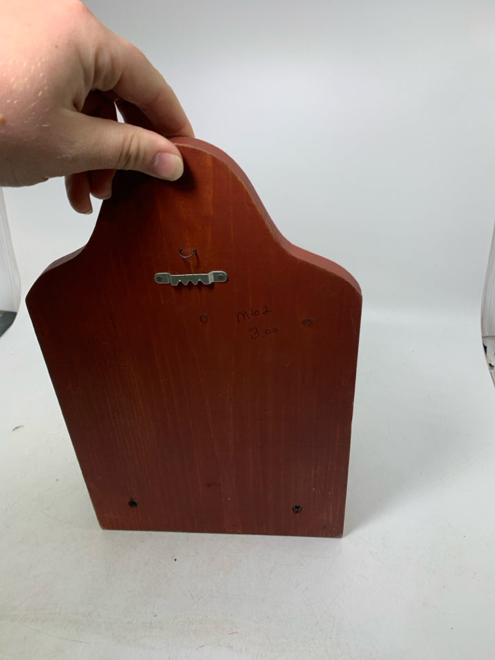 WOOD SHELF W/ EMBOSSED STAR.