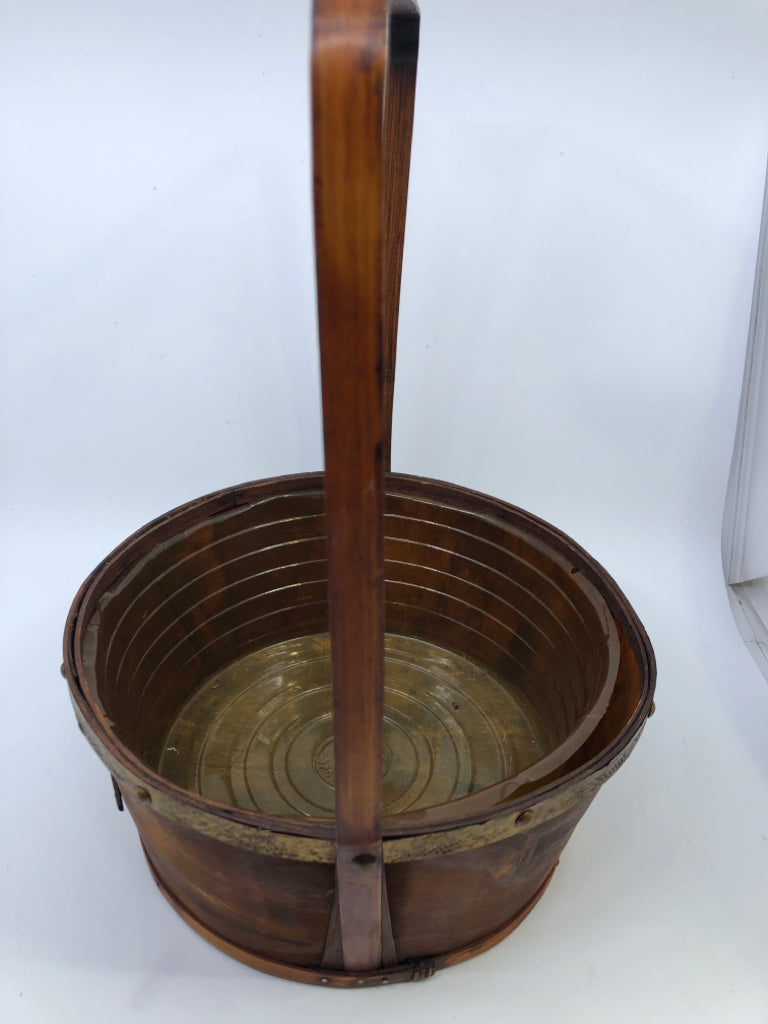 DARK BROWN WOOD BASKET W/ GOLD ACCENTS.