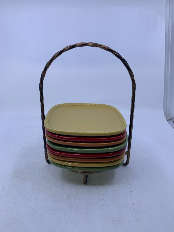 8 PAVILLION APPETIZER PLATES IN STAND.