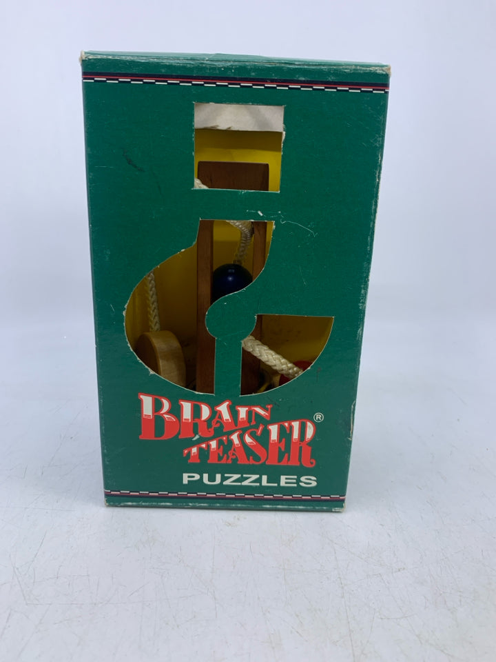 VTG WOOD BRAIN TEASER PUZZLE CHANNEL CRAFT.