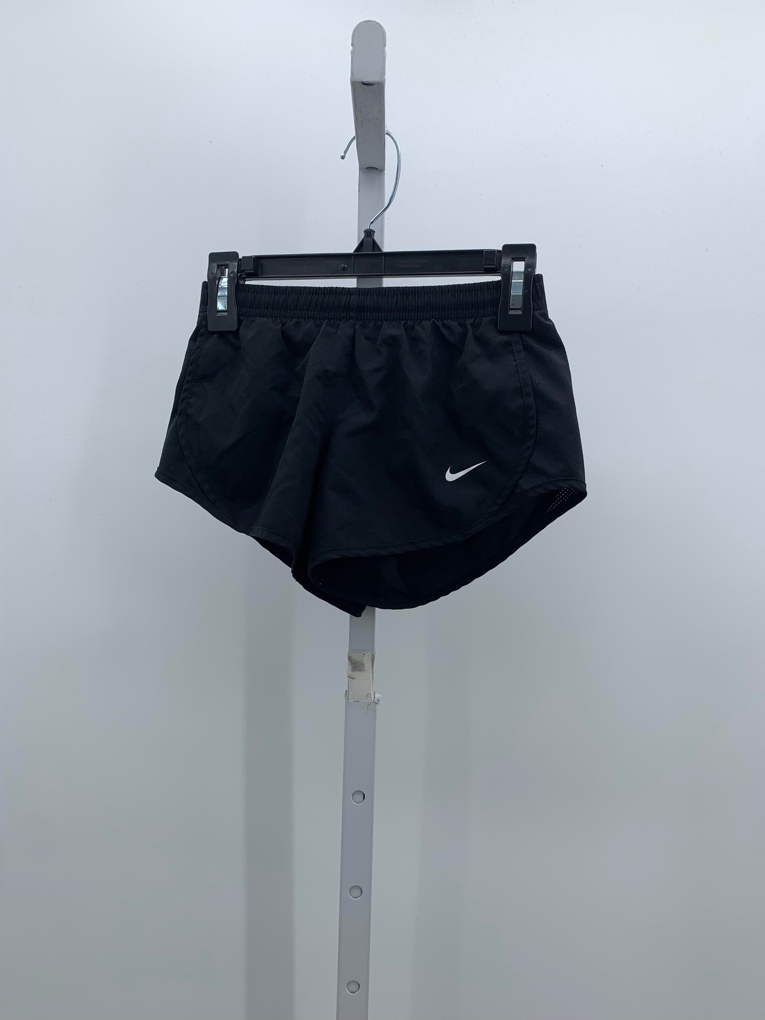 Nike Size 6-8 Girls Shorts