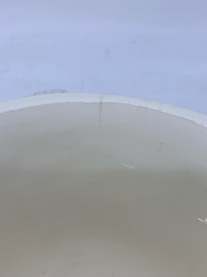 WHITE CRACKLE MIXING BOWL W/ HANDLE SPOUT.