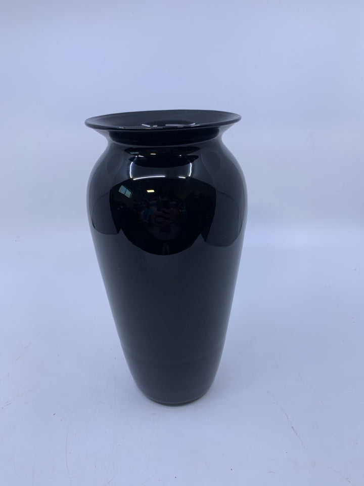 BLOWN GLASS VASE W/ FLARED TOP CROWN CORNING.