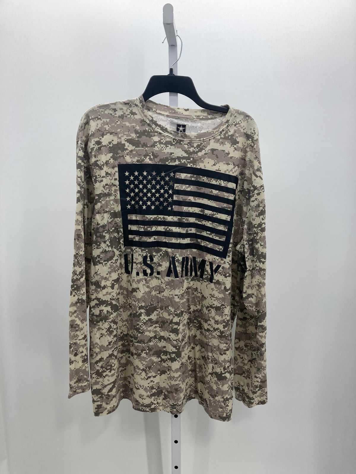 DIGITAL CAMO FLAG.