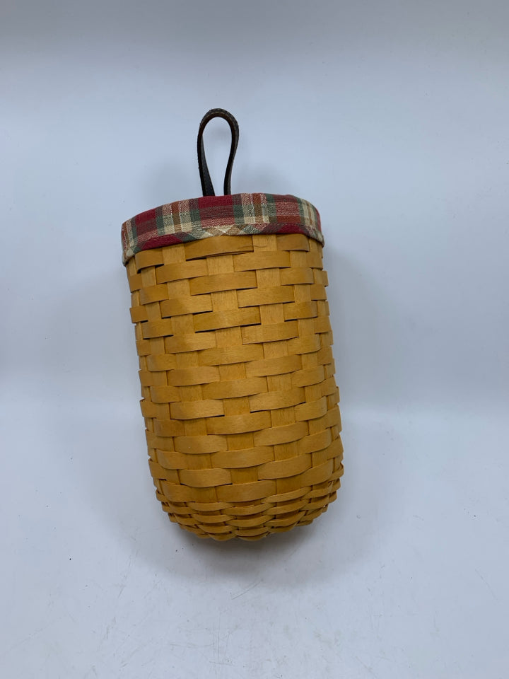 LARGE GATEHOUSE HANGING BASKET ORCHARD PLAID LINER AND PROTECTOR.